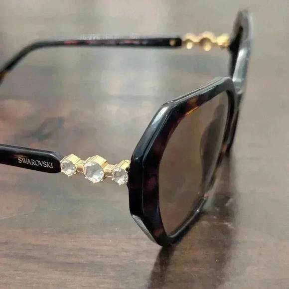 Swarovski Sunglasses SK6017 Brown Frames - NWT - Picture 6 of 8
